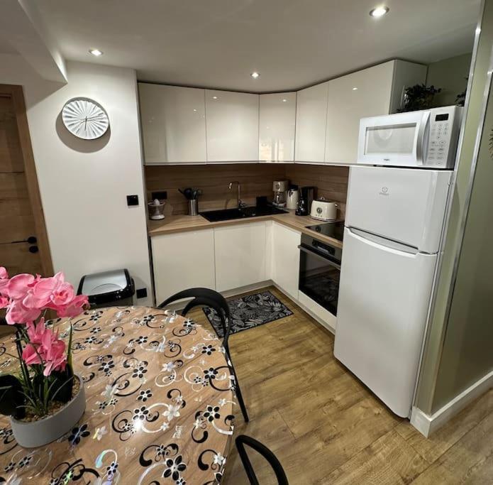 Le Briand Appartement 4Etoiles Nancy Thermal Cosy Avec Terrasse Wifi Dış mekan fotoğraf