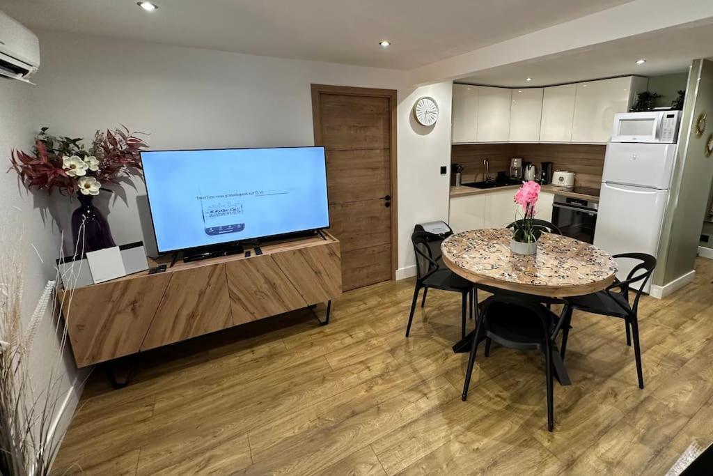 Le Briand Appartement 4Etoiles Nancy Thermal Cosy Avec Terrasse Wifi Dış mekan fotoğraf